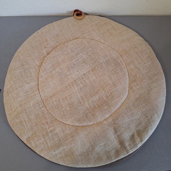 Vintage quilted fabric nativity circular wall hanging Jesus christmas - Picture 5 of 6